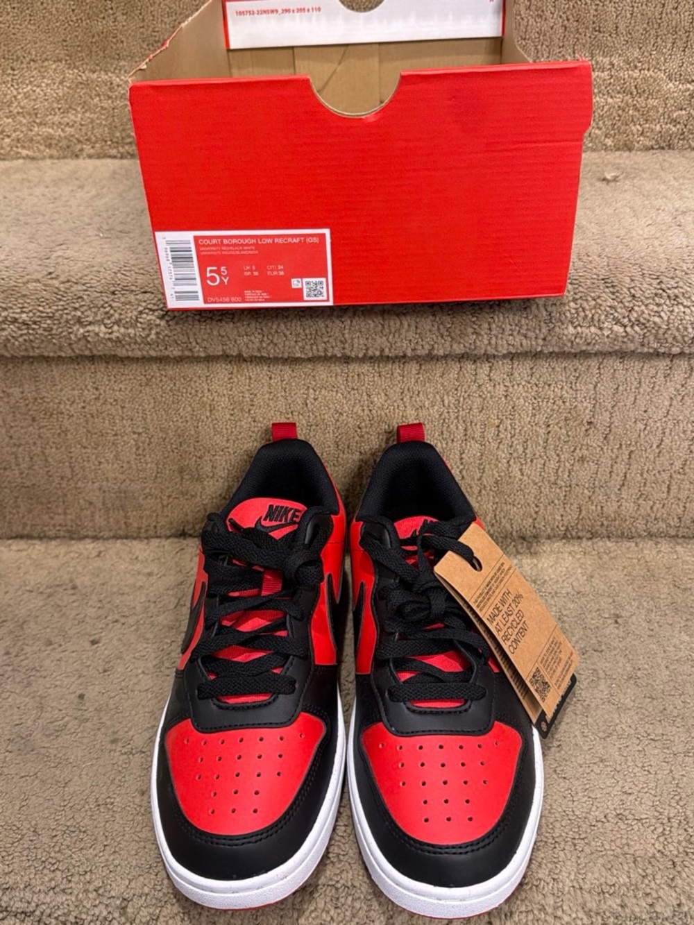 Nike Court Borough Low
Recraft